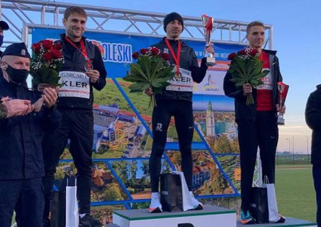 Kamil Jastrzębski mistrzem Polski w maratonie na 2020 rok