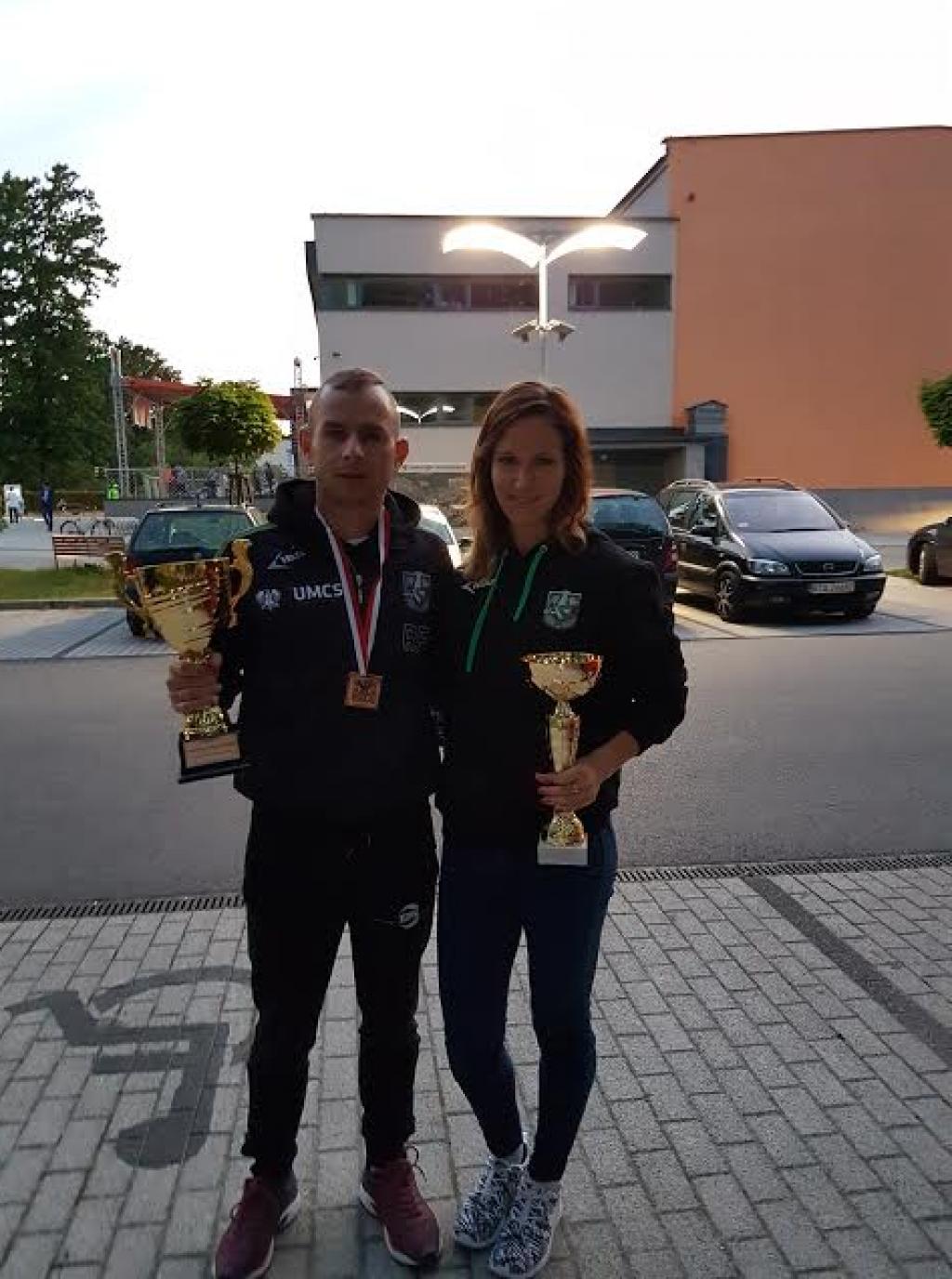 Rafał Fedaczyński z medalem Mistrzostw Polski w chodzie sportowym na 20 km